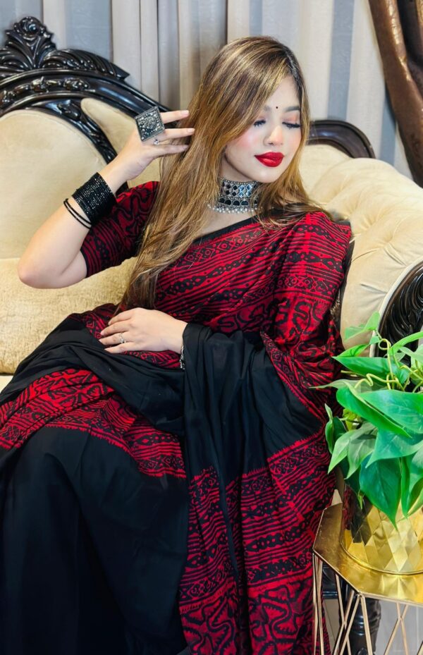 Silk Batik Saree with Blouse Pieces Premium Quality - Image 2